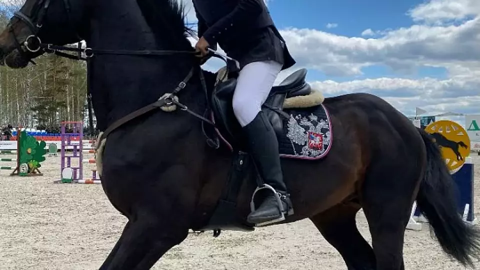 Сильнейшие всадники соревнуются в Свердловской области