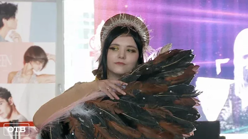 Более 400 мастеров боролись за звание лучшего на XXI открытом чемпионате по парикмахерскому искусству, визажу и маникюру