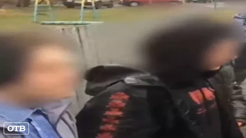 Поставили на колени и били ногами по голове: в Нижнем Тагиле толпа подростков устроила разборки в стиле 90-х