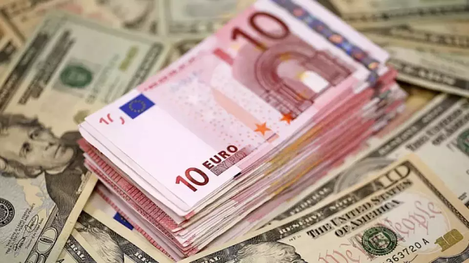 Рубль опять всем показал. Свой рост