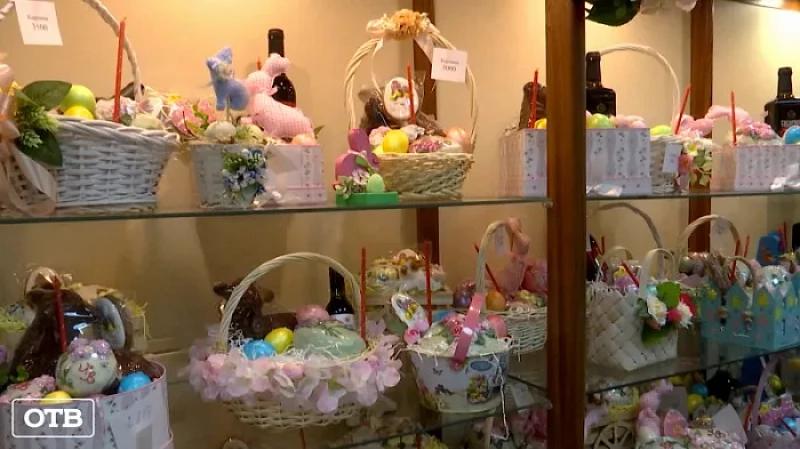 В Ново-Тихвинском монастыре делают пасху по старинке