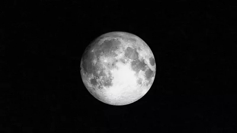 Президент Владимир Путин: Россия возобновит лунную программу