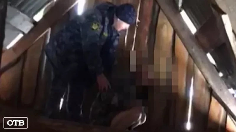 В Верхотурье злостный должник по алиментам спрятался от приставов в бане