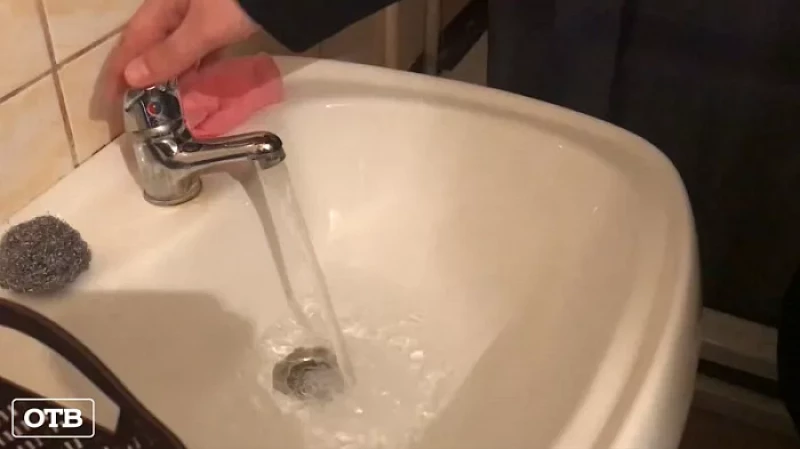 Губернатор Куйвашев решил вопрос со строительством новой скважины в посёлке Обуховском