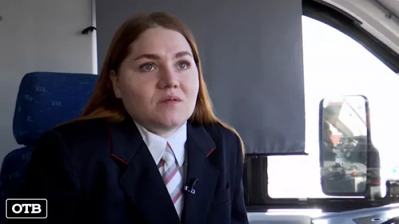 Министерство труда разрешило женщинам работать машинистами электропоезда