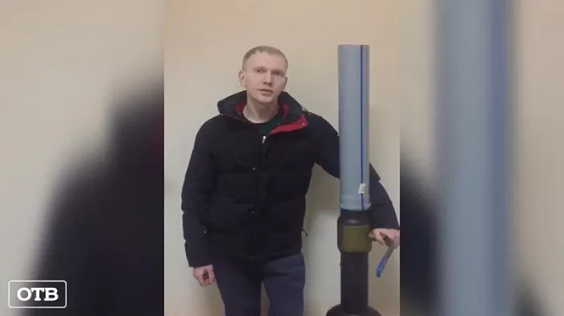 Колонию в Новой Ляле обстреляли телефонами из самодельной пневмопушки