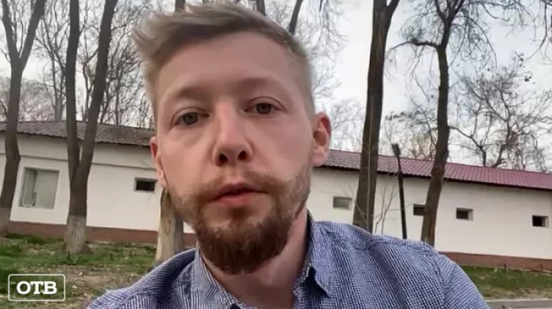 Этому городу нужен новый герой: уралец уехал в Узбекистан на премьеру «Бэтмена»