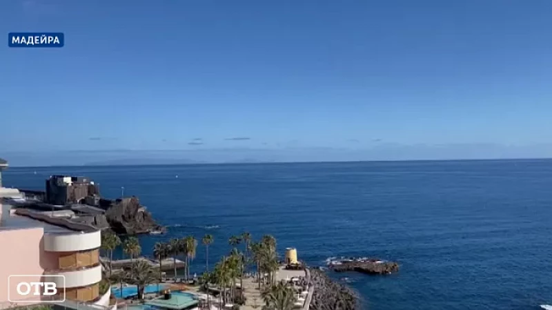 Российский самолет, вылетевший за туристами в Португалию, принудительно развернули в воздухе