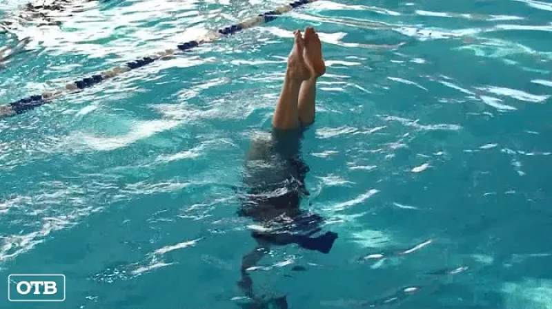 Всё больше мужчин занимаются синхронным плаванием