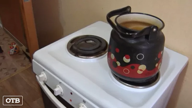 Жители пятиэтажки в Асбесте больше двух месяцев живут без газа из-за соседки-путешественницы