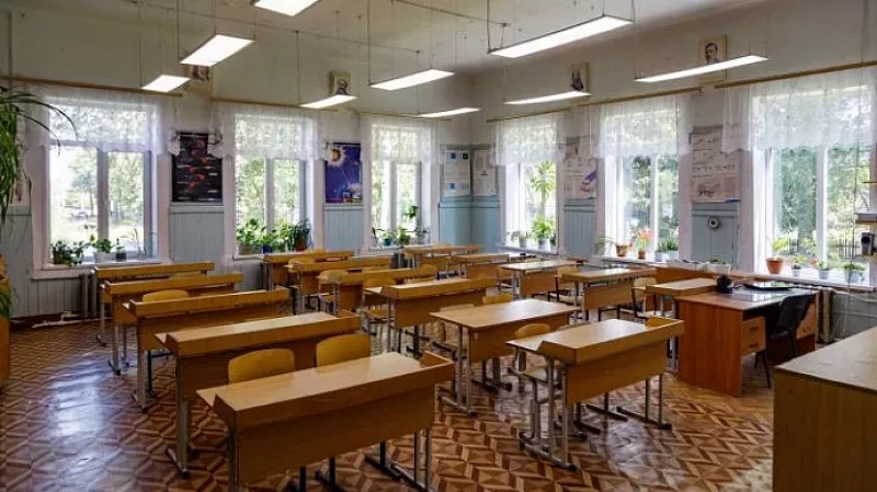 Евгений Куйвашев объявил сроки окончания дистанта для свердловских школьников