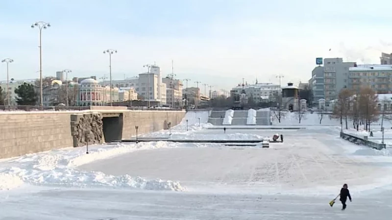 На Плотинке туристы спасли 11-летнего тонущего школьника