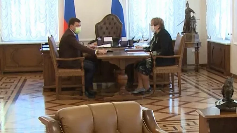 Губернатор Евгений Куйвашев и уполномоченный по правам человека обсудили ситуацию с мошенничеством