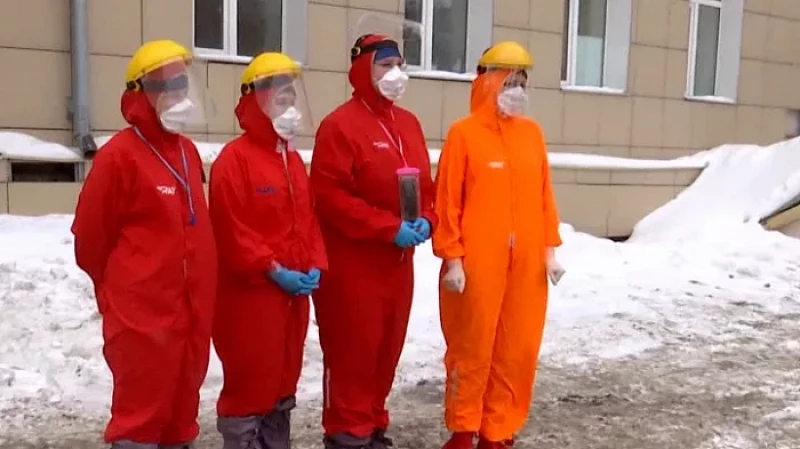 В День женщины-врача свердловские медики красной зоны принимают поздравления