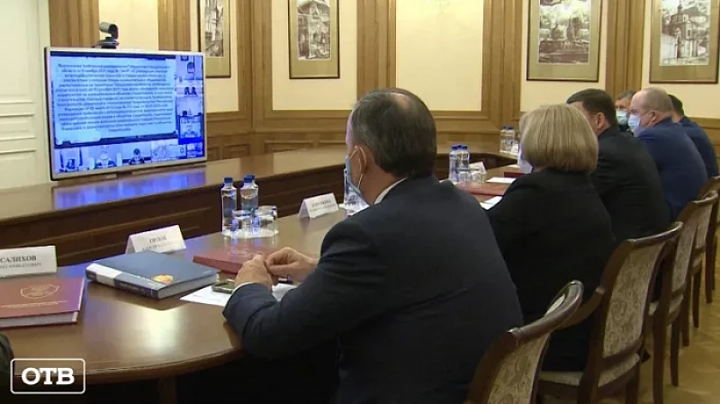 Надзорные ведомства уделят особое внимание детским новогодним праздникам на Урале