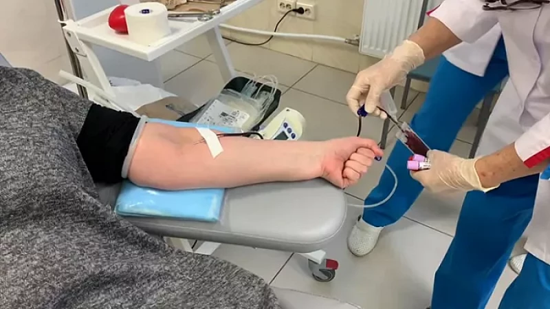 100 литров крови за 2 дня: свердловчане откликнулись на призыв губернатора