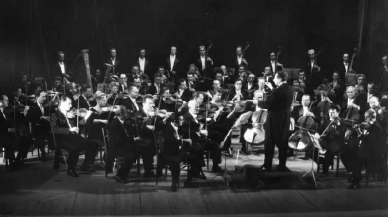 Первому концерту Уральского филармонического оркестра – 85 лет