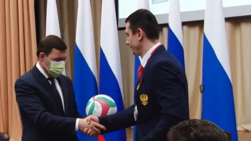 Губернатор Евгений Куйвашев встретился с уральскими героями Паралимпиады