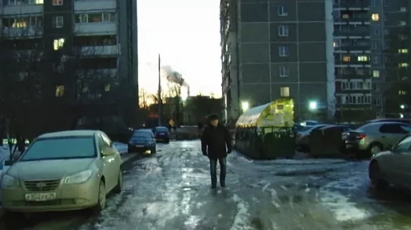 Самый большой каток неожиданно появился в Заречном микрорайоне Екатеринбурга