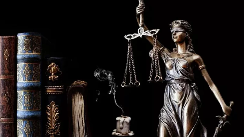 Антидепрессант или наркотик: в Екатеринбурге девушку обвиняли в покупке запрещённых веществ