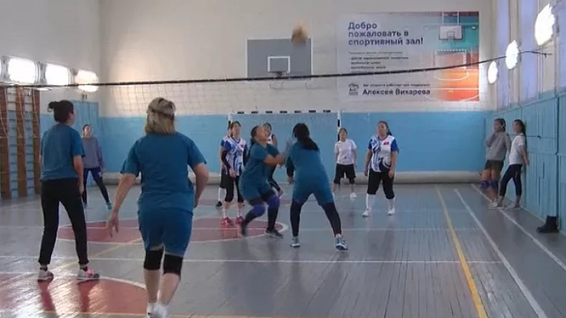 Турнир по волейболу среди женщин организовала в Екатеринбурге киргизская диаспора