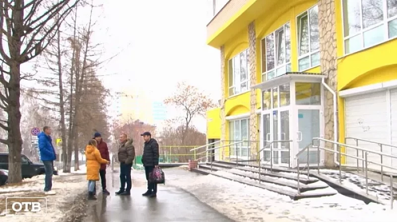 В Первоуральске жильцы многоэтажки жалуются на громкую танцевальную студию