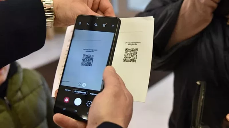 Три часа жарких споров: на Урале обсудили возможность введения QR-кодов в общественном транспорте