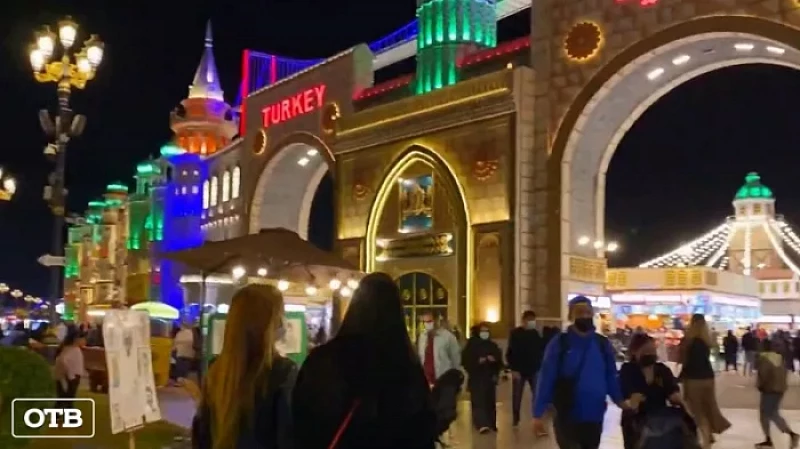 Жизнь без QR-кодов: борьба с COVID-19 в ОАЭ