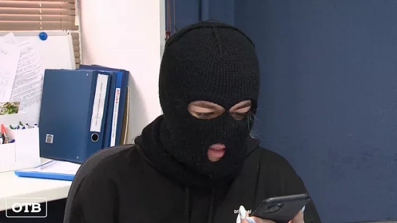 Свердловских пенсионеров научат распознавать интернет-мошенников