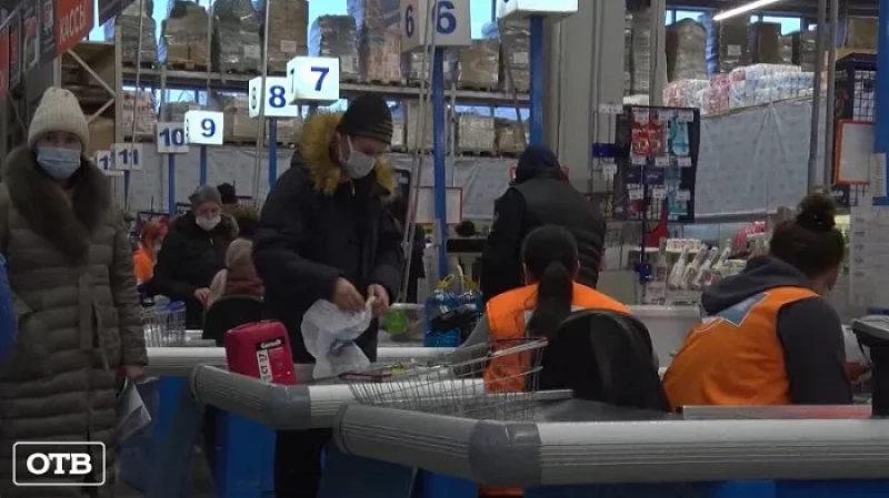 Отменять QR-коды на Среднем Урале в ближайшее время не планируют