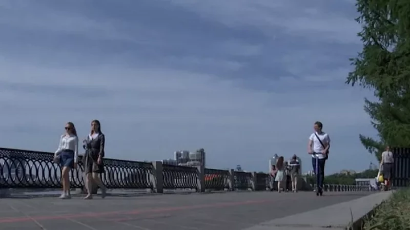 Онлайн-школа научит самокатчиков культуре поведения в городских условиях