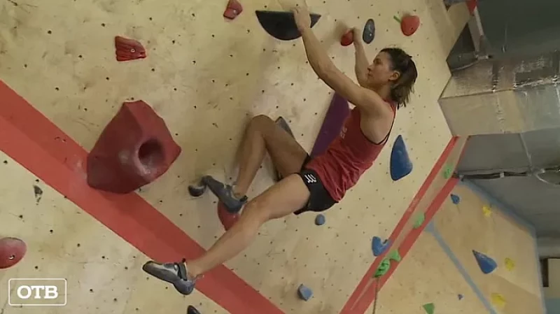Трёхкратную чемпионку Европы по скалолазанию Викторию Мешкову призвали в армию