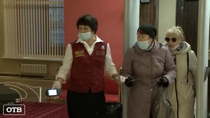 Невидимый театр: в Екатеринбурге впервые состоялся показ спектакля с участием тифлокомментатора