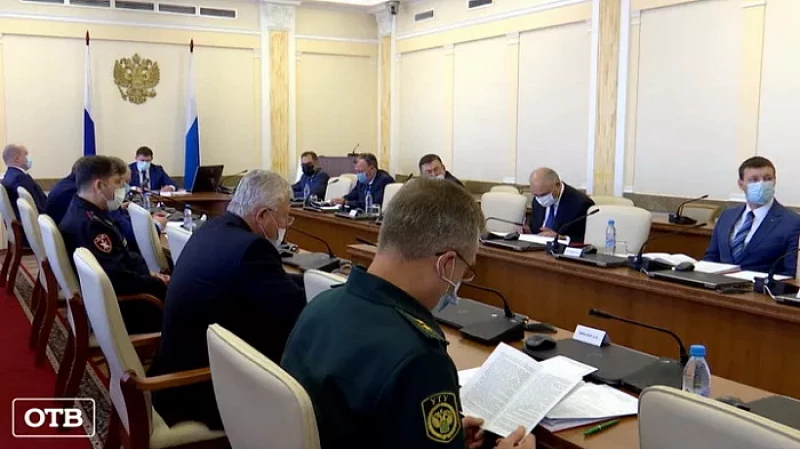 В школах и вузах Свердловской области провели больше 2,5 тысяч антитеррористических тренировок