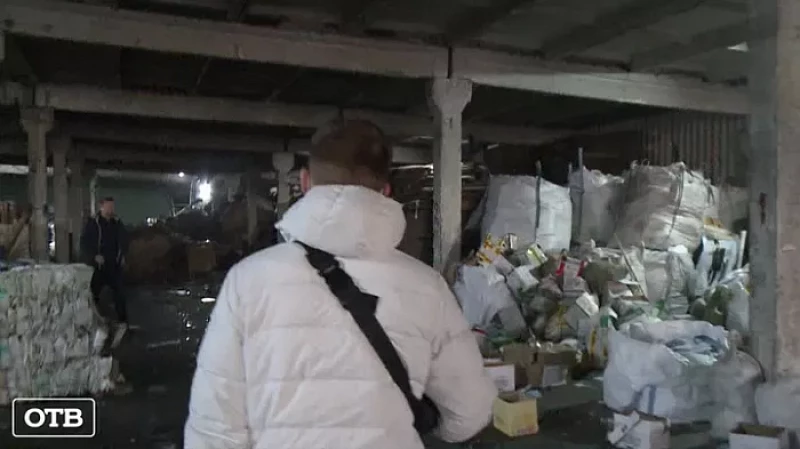 Рынки и торговые базы Екатеринбурга проверяют после отравления 18 человек метиловым спиртом