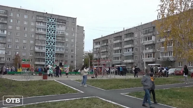 В Нижнем Тагиле за 18 млн рублей благоустроили двор многоэтажки