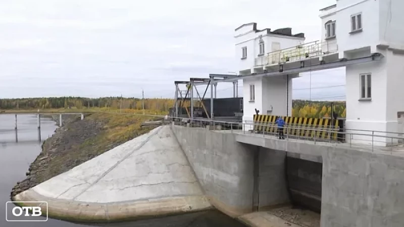 На Новомариинском водохранилище запустили плотину с 50-летним запасом прочности
