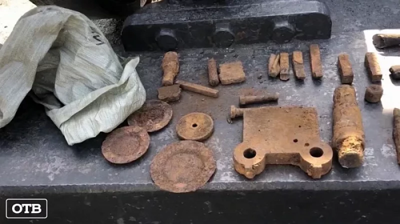 В Историческом центре Екатеринбурга случайно раскопали артефакты XVIII века