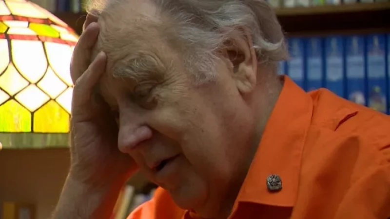 Евгений Куйвашев принял решение об увековечении памяти Владислава Крапивина