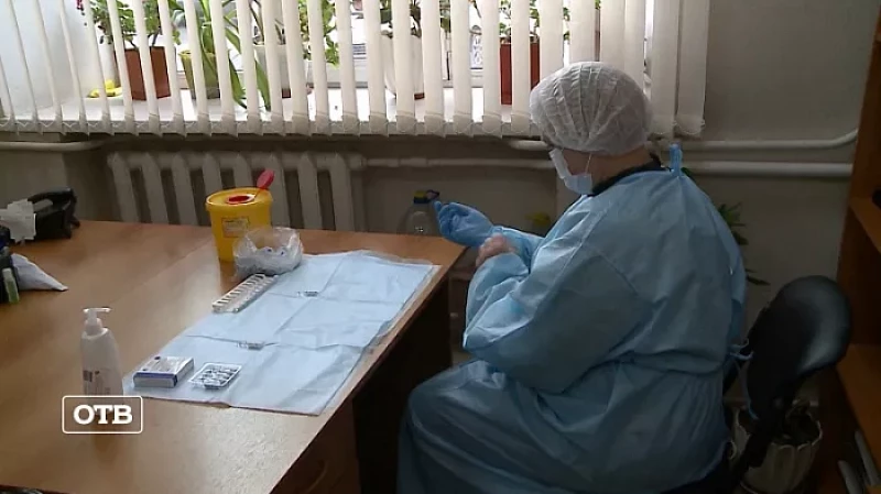 Выборы-2021: в Екатеринбурге на избирательных участках можно проголосовать и вакцинироваться