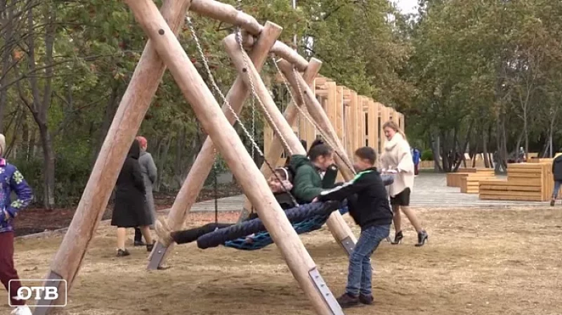 В Нижнем Тагиле преобразился сквер «Юбилейный»