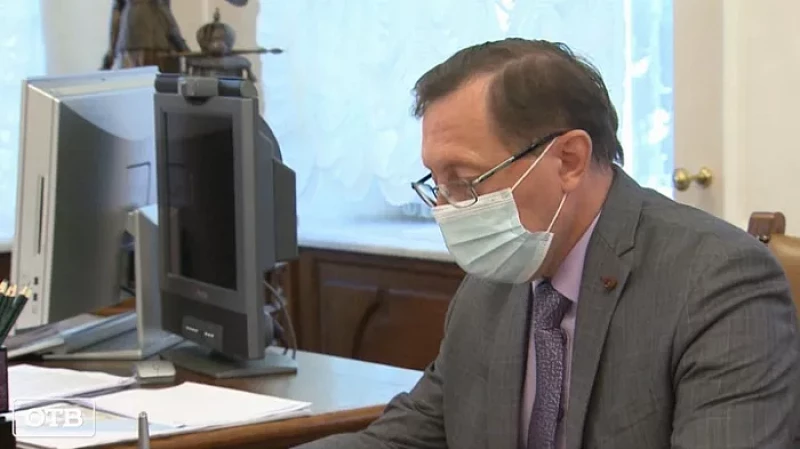 Ситуация с COVID-19 на Среднем Урале стабильна