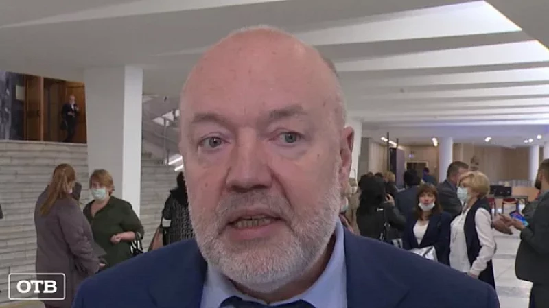 Больше 500 учителей Екатеринбурга задали свои вопросы представителям власти