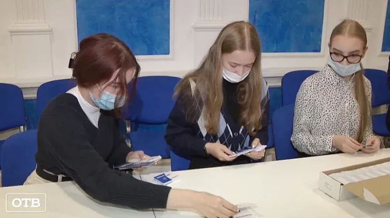 На участки для голосования в Свердловской области доставили средства индивидуальной защиты