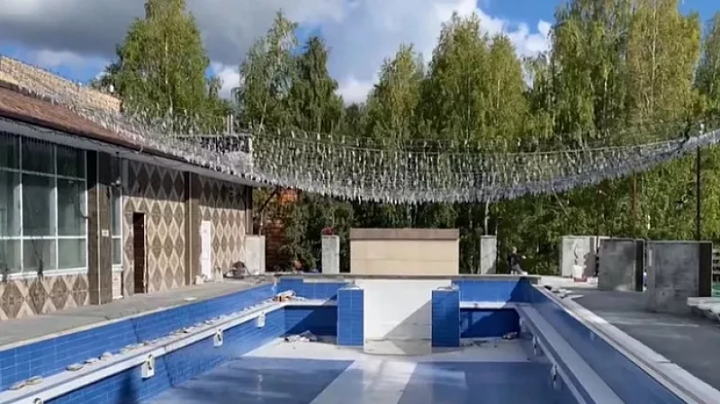 В Реже воду из бассейна больше не будут сбрасывать в местный водоем