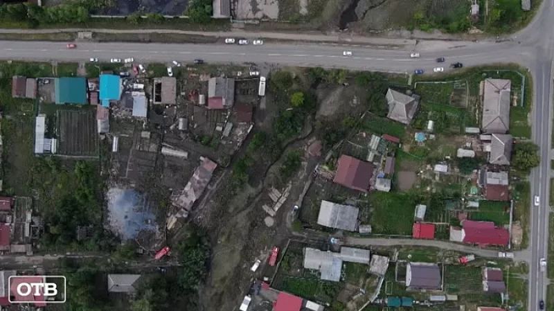 Пострадавшим от потопа салдинцам на восстановление участков выделили 25 млн рублей