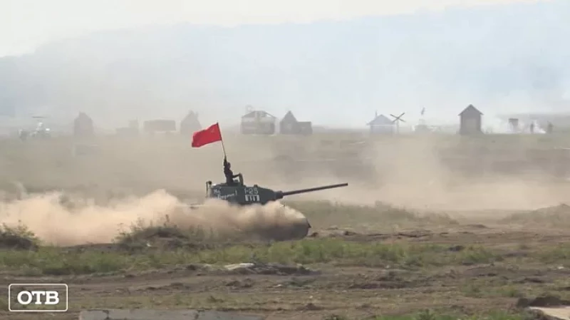 На полигоне «Свердловский» стартовал форум «Армия-2021»