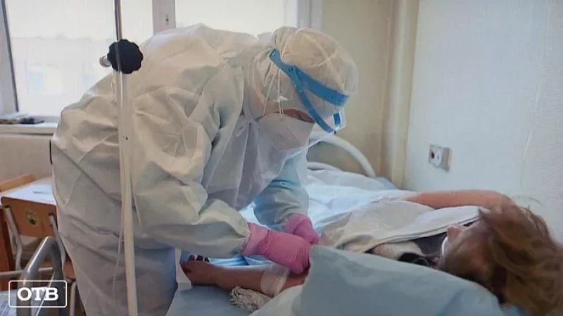 В Екатеринбурге прошел паблик-ток по основным вопросам борьбы с COVID-19