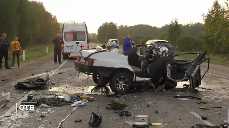 ДТП на трассе под Каменском-Уральским: водитель погиб, 10-летний ребёнок в реанимации
