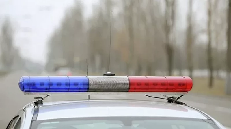 На трассе под Екатеринбургом «Волга» вылетела на встречку: один человек погиб, пятеро пострадали